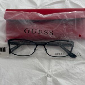 Guess 2515 women eyeglass frames.